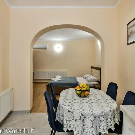 The Waterfall - Free Parking Appartement